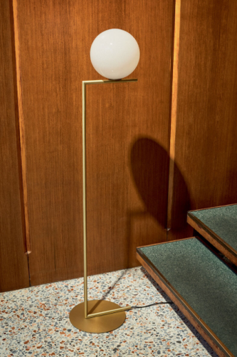 Lampade da terra Flos